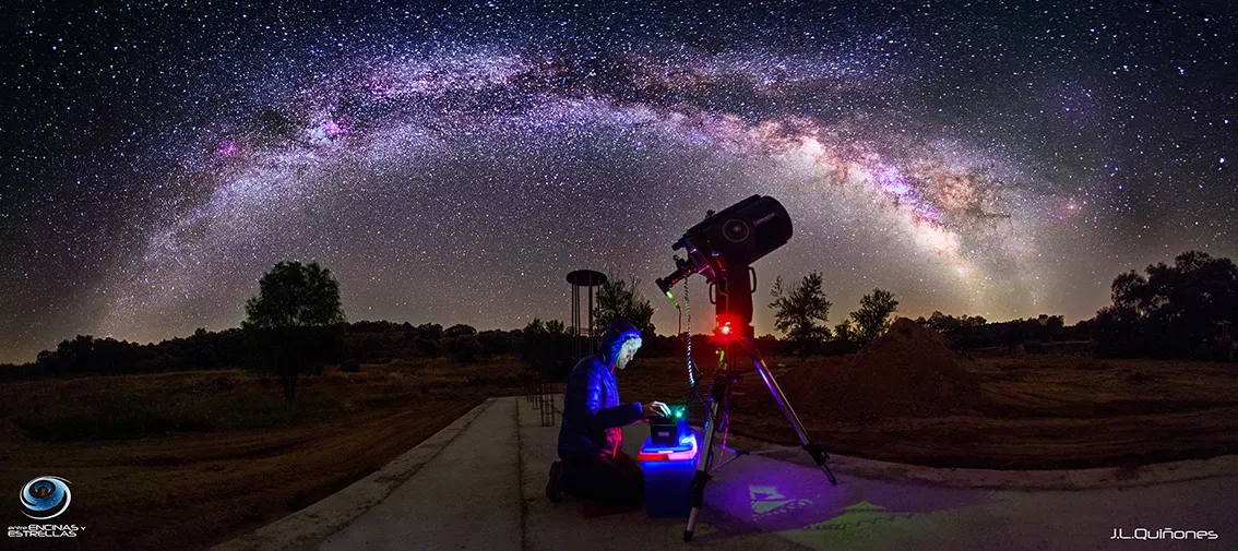 via lactea desde el complejo entre encinas y estrellas